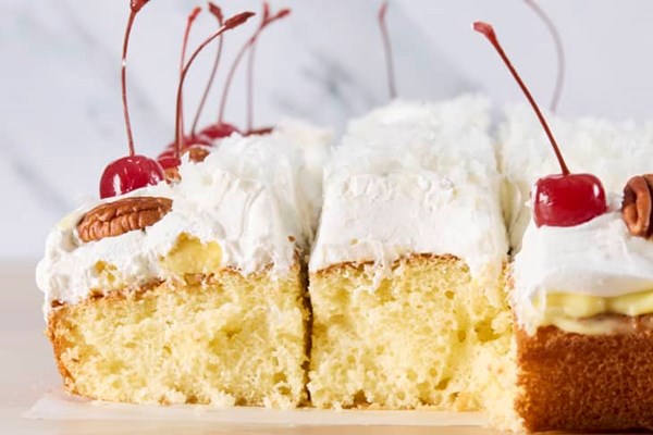 Aunt Annette’s island delight cake 