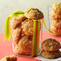 Aunt Myrtle’s coconut oat cookies