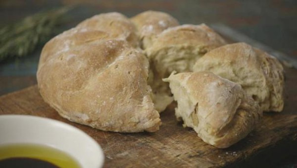 Aussie olive damper bread