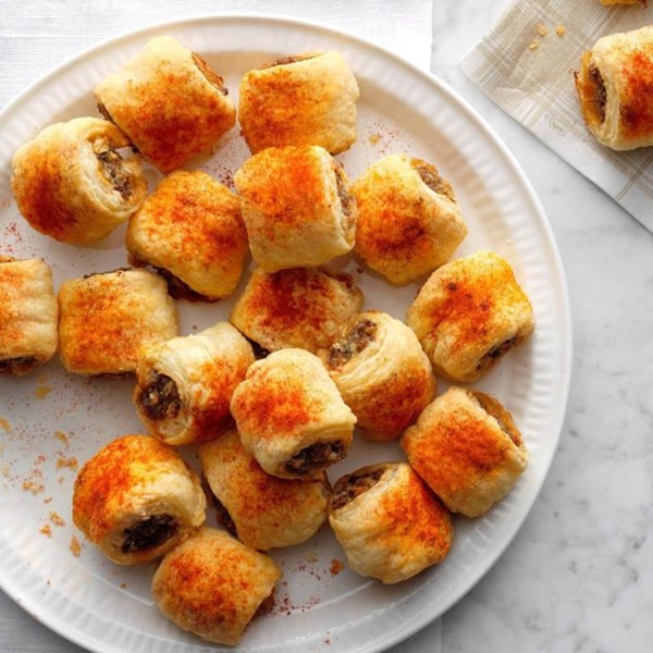 Aussie sausage rolls