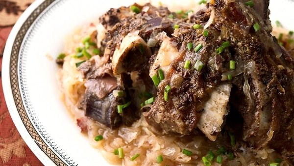 Austrian braised venison shanks