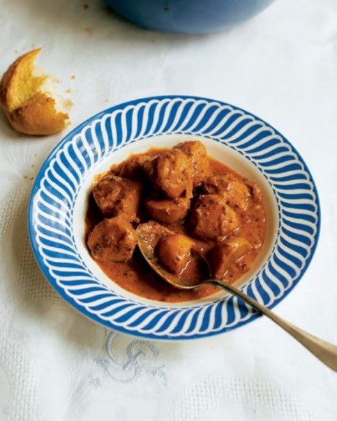 Austrian potato paprika stew (Erdäpfelgulasch)