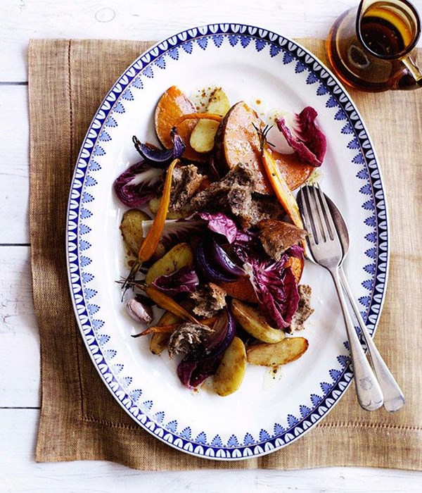 Autumn bread salad