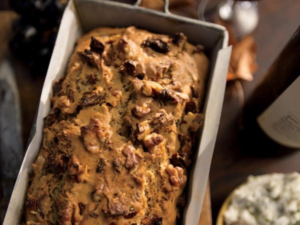 Autumn "dates" night bread