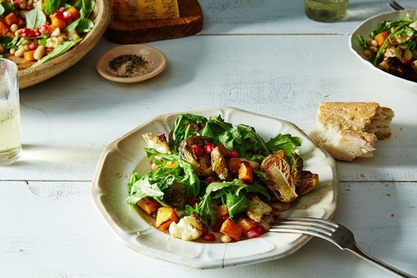 Autumn salad with horseradish vinaigrette