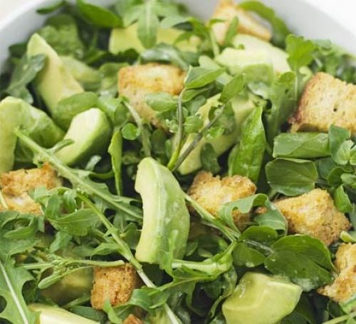 Avocado & leaf salad