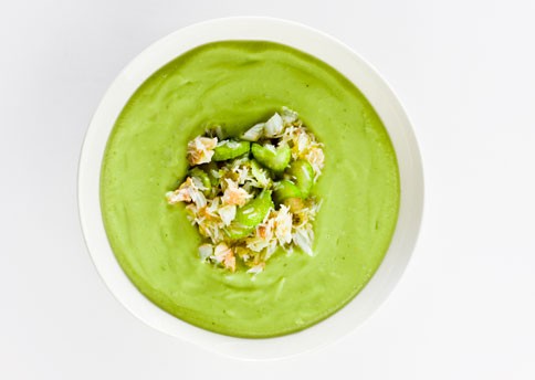 Avocado and crab soup