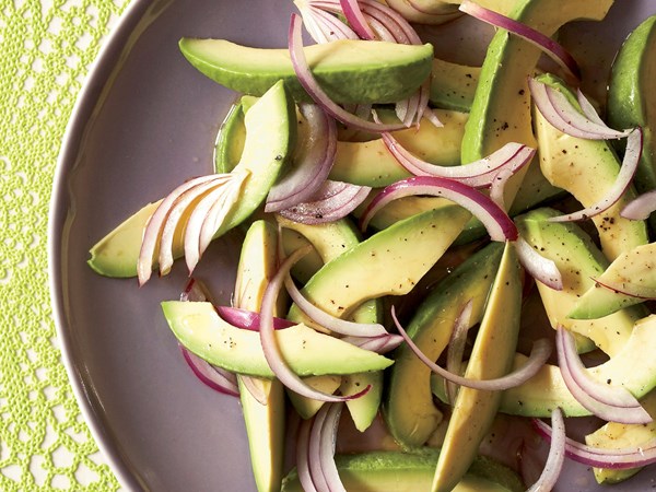 Avocado-and-onion salad [Lourdes Castro]