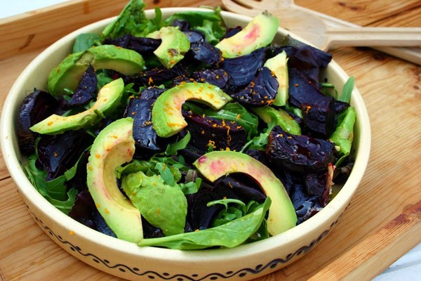 Avocado and roast beetroot salad