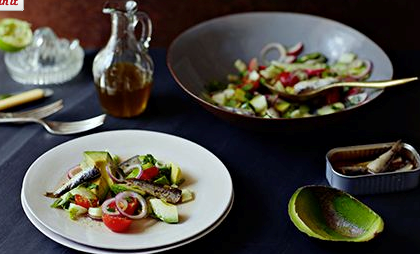 Avocado and sardine salad