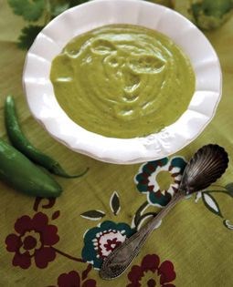 Avocado and tomatillo salsa (Salsa de aguacate y tomatillo)