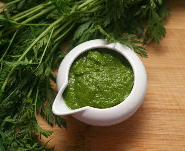 Avocado-carrot top dressing