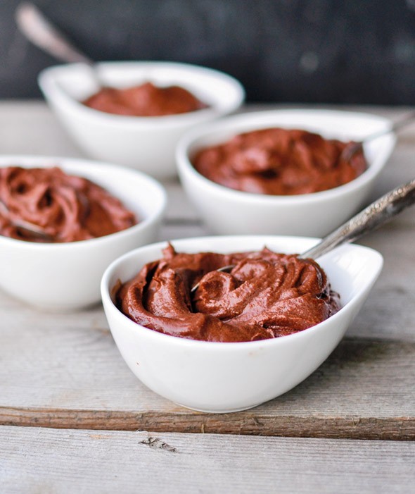 Avocado chocolate pudding