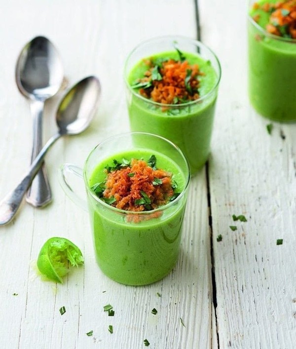 Avocado gazpacho with spicy bread crumbs