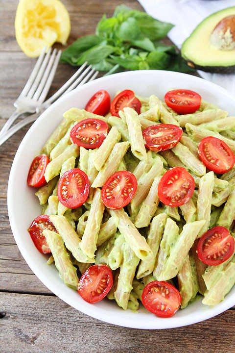 Avocado goat cheese pasta