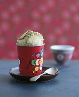 Avocado ice cream (Kem trái bo)