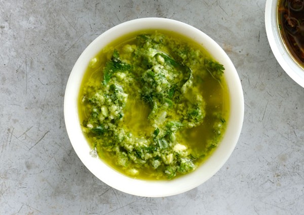 Avocado-lime sauce vierge