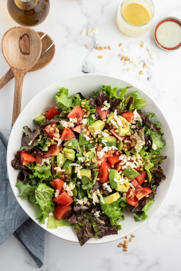Avocado-pine nut salad