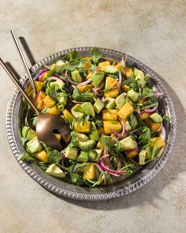 Avocado, pineapple and arugula salad with fresh chili and lime