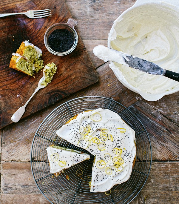Avocado, poppyseed and almond cake