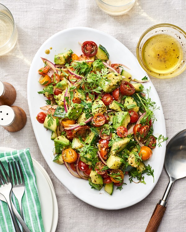 Avocado salad with tomatoes and herbs