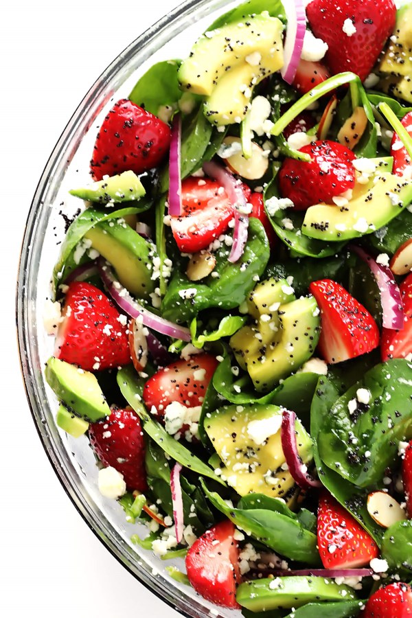 Avocado strawberry spinach salad with poppyseed vinaigrette 