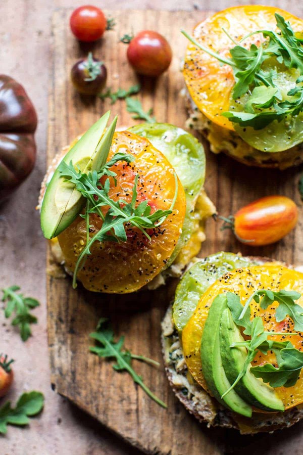 Avocado tuna bagel melts