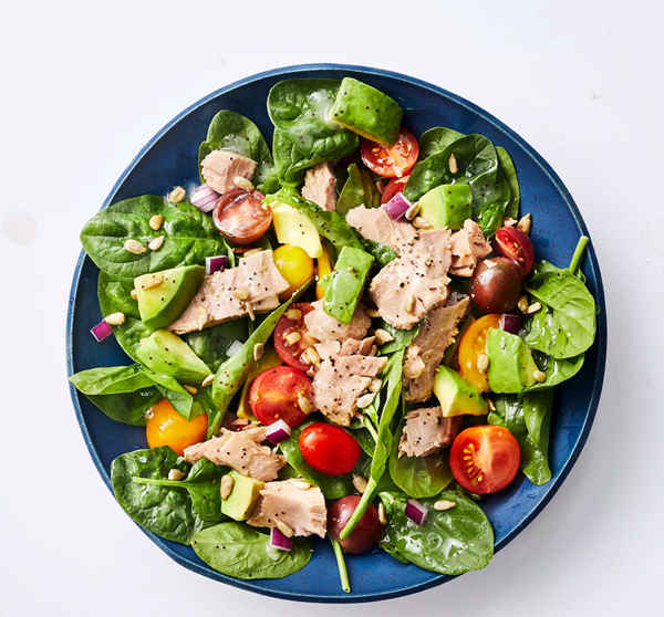Avocado tuna spinach salad