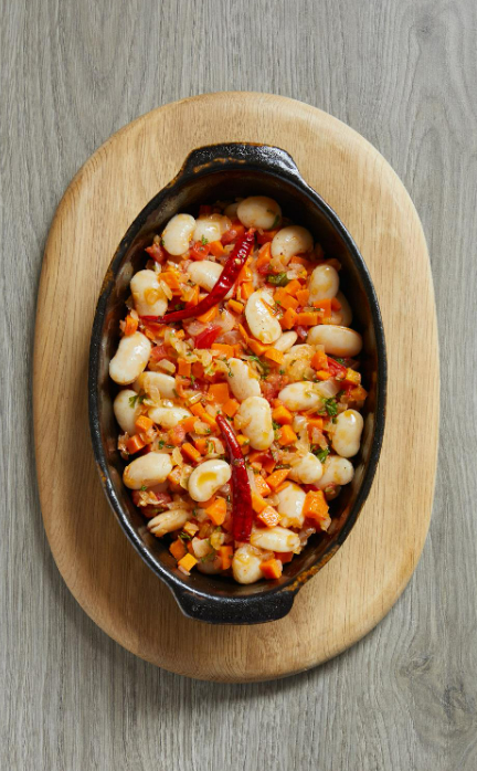 Ayocotes in tomato sauce (Ayocates en salsa de tomate)