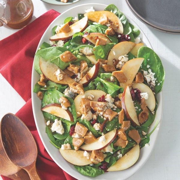 Baby blue salad with pralines