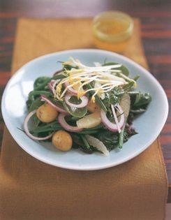 Baby potato, green bean, spinach and red onion salad with lemon dressing