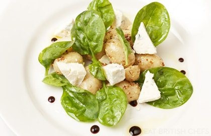 Baby spinach and new potato salad with melted Gorgonzola