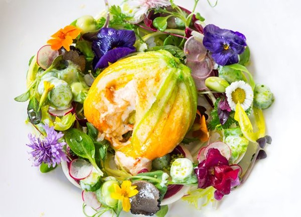 Baccalá stuffed courgette flowers