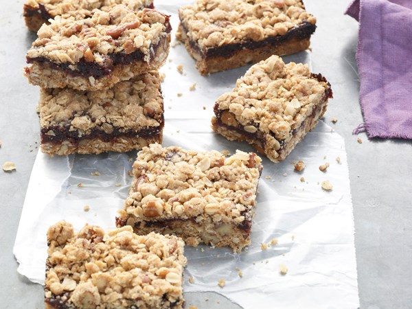 Back-to-school raspberry granola bars [Karen DeMasco]