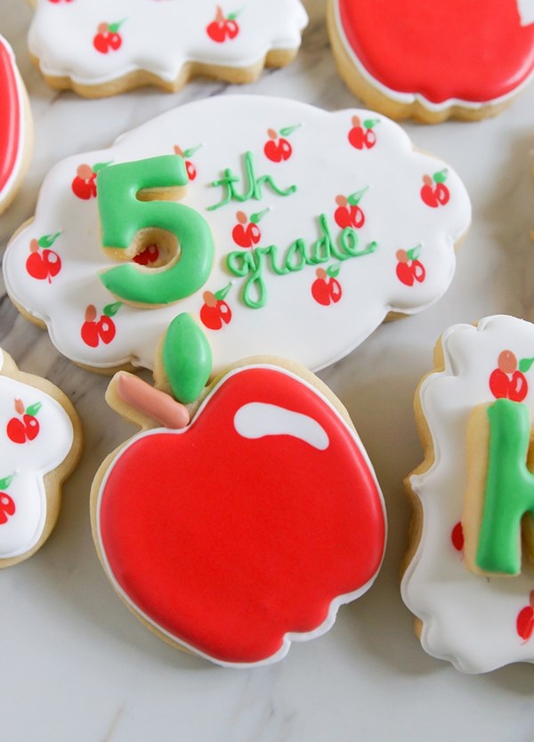 Back-to-school "toothpick" apple cookies