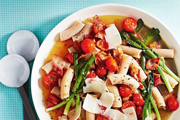 Bacon & leek whole wheat rigatoni