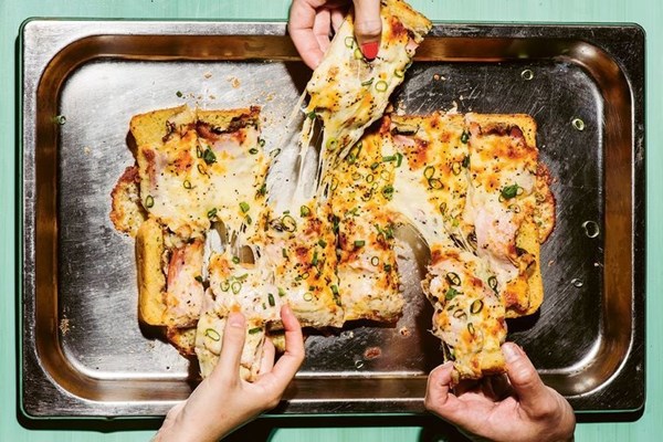 Bacon & mushroom garlic bread 