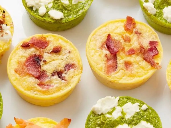 Bacon and cheddar egg bites 