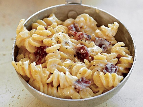 Bacon and cheddar macaroni & cheese