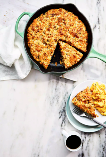 Bacon-and-cheddar skillet biscuit 