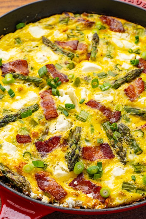 Bacon and goat cheese asparagus frittata