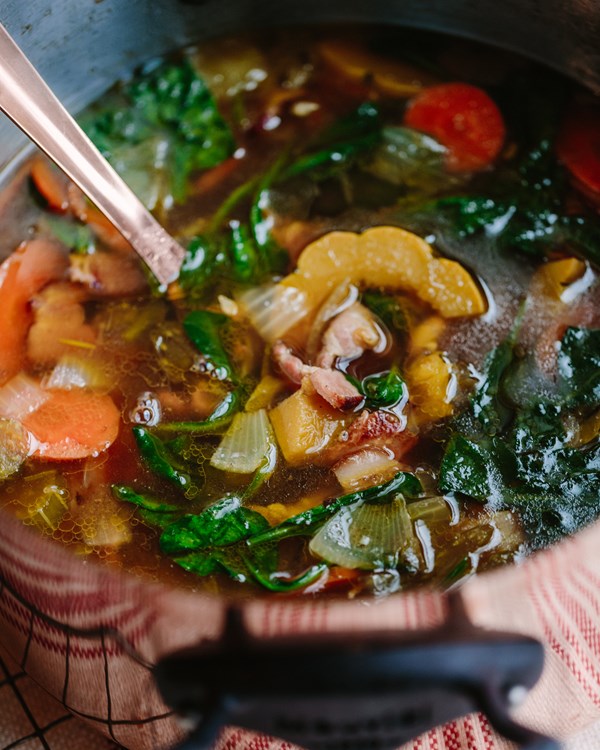 Bacon and white bean soup