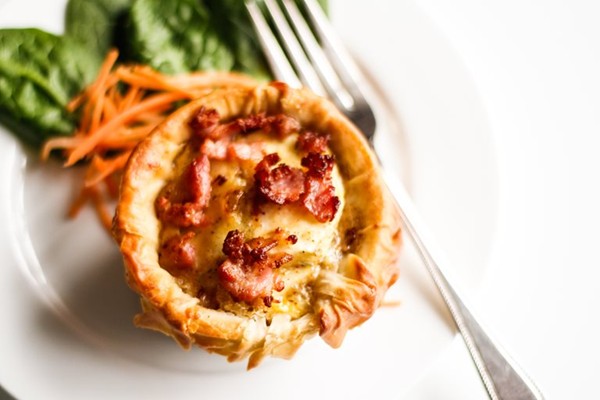 Bacon, apple and rosemary mini pies