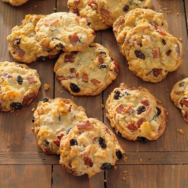 Bacon breakfast cookies