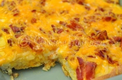 Bacon breakfast pizza