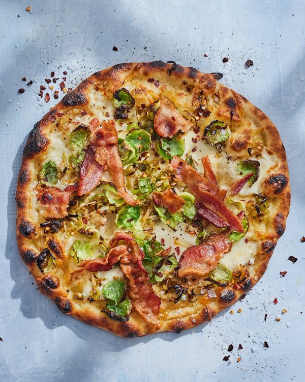Bacon Brussels leek pizza
