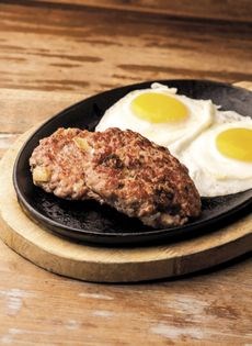 Bacon-cheddar-jalapeño sausage