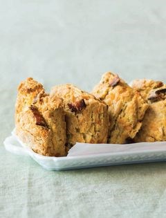 Bacon cheddar scones