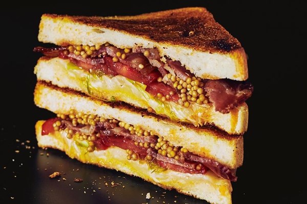 Bacon, cheese & onion with pickled mustard seeds