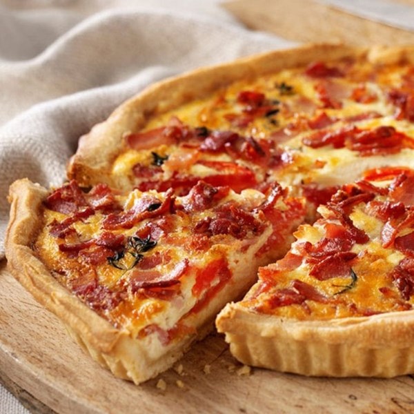 Bacon, cheese, and tomato quiche